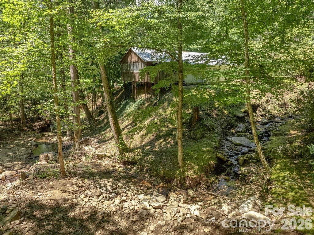 347 Blackberry Inn Road Weaverville NC 28787
