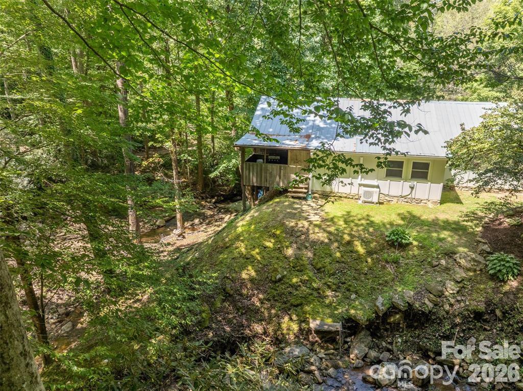 347 Blackberry Inn Road Weaverville NC 28787