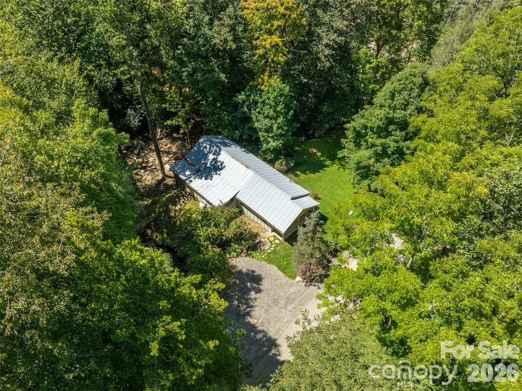 347 Blackberry Inn Road Weaverville NC 28787