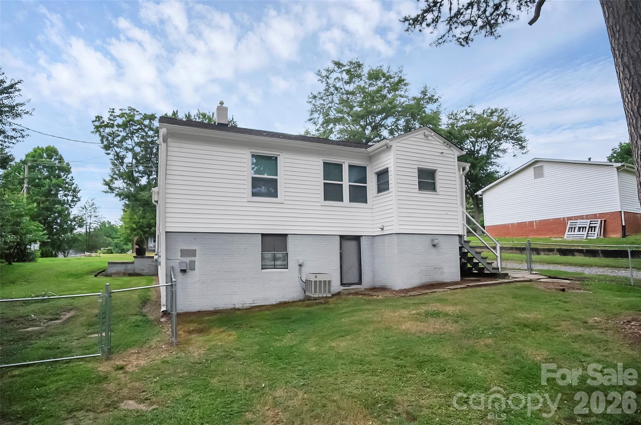 2108 Twin Avenue Gastonia NC 28052