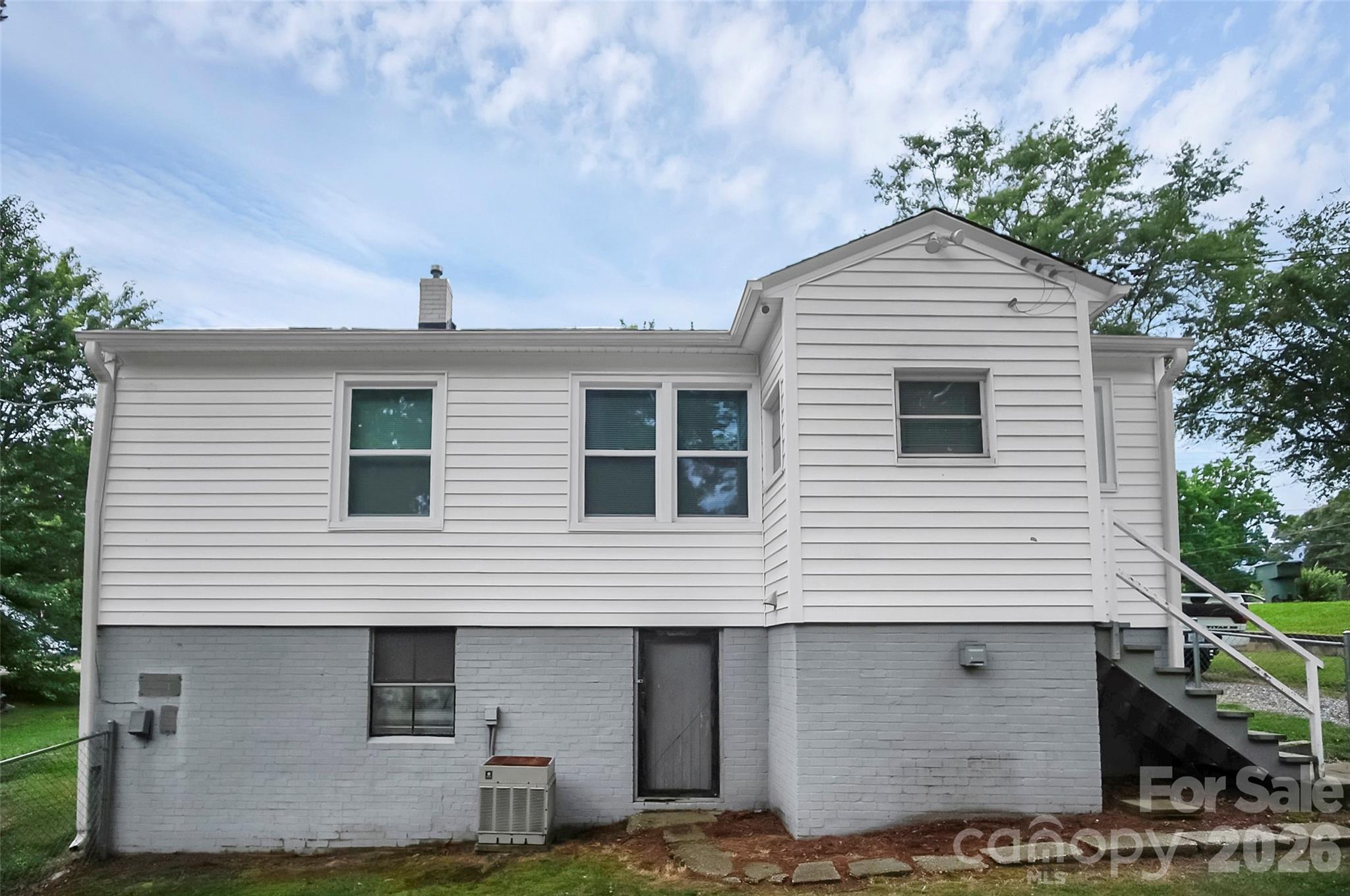 2108 Twin Avenue Gastonia NC 28052
