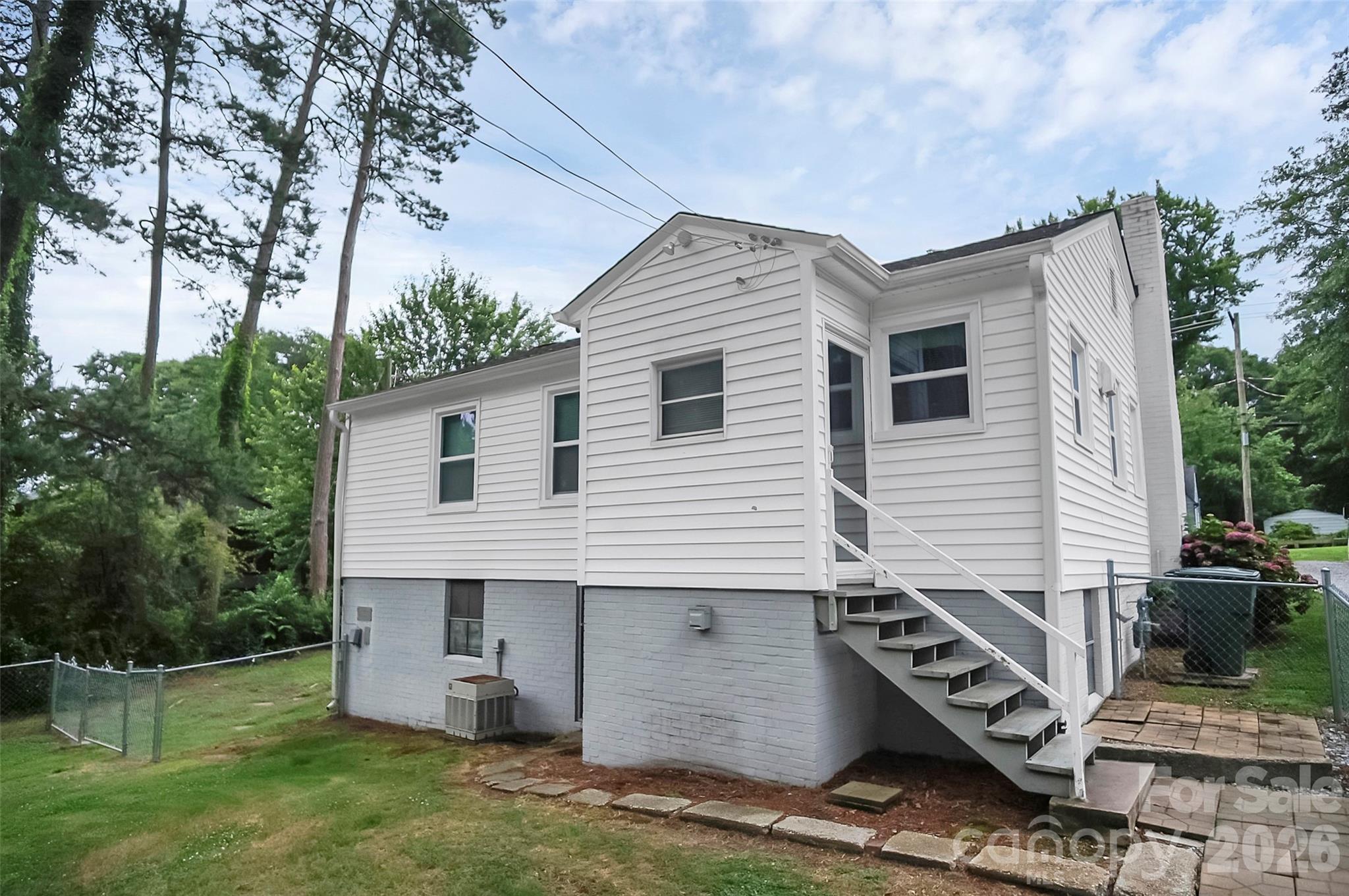 2108 Twin Avenue Gastonia NC 28052