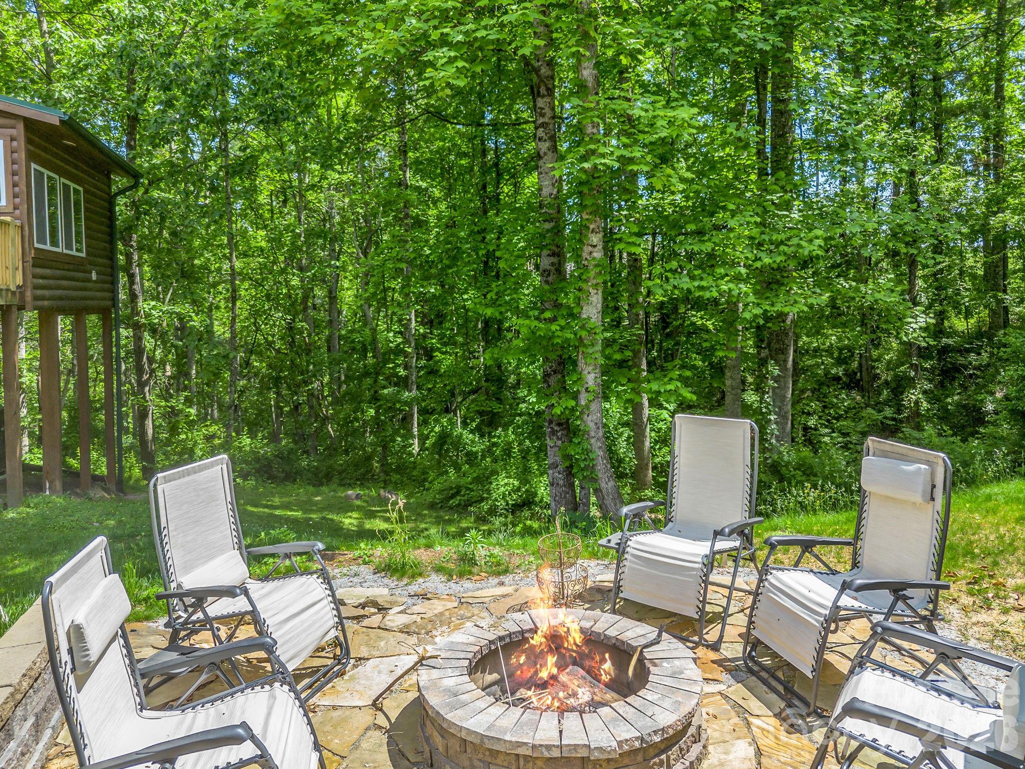 165 Dream Road Hendersonville NC 28792