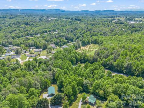 165 Dream Road Hendersonville NC 28792