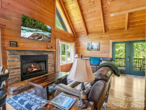 165 Dream Road Hendersonville NC 28792
