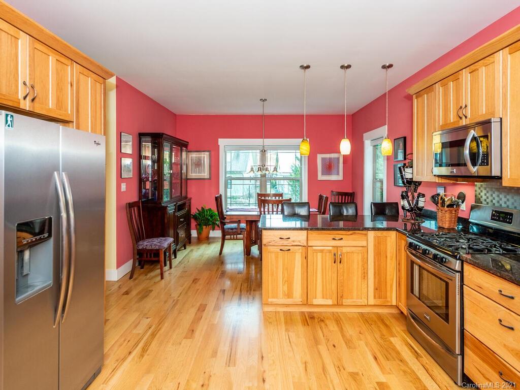 4 Carvers Creek Drive Asheville NC 28806
