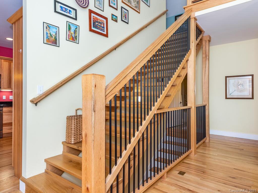 4 Carvers Creek Drive Asheville NC 28806