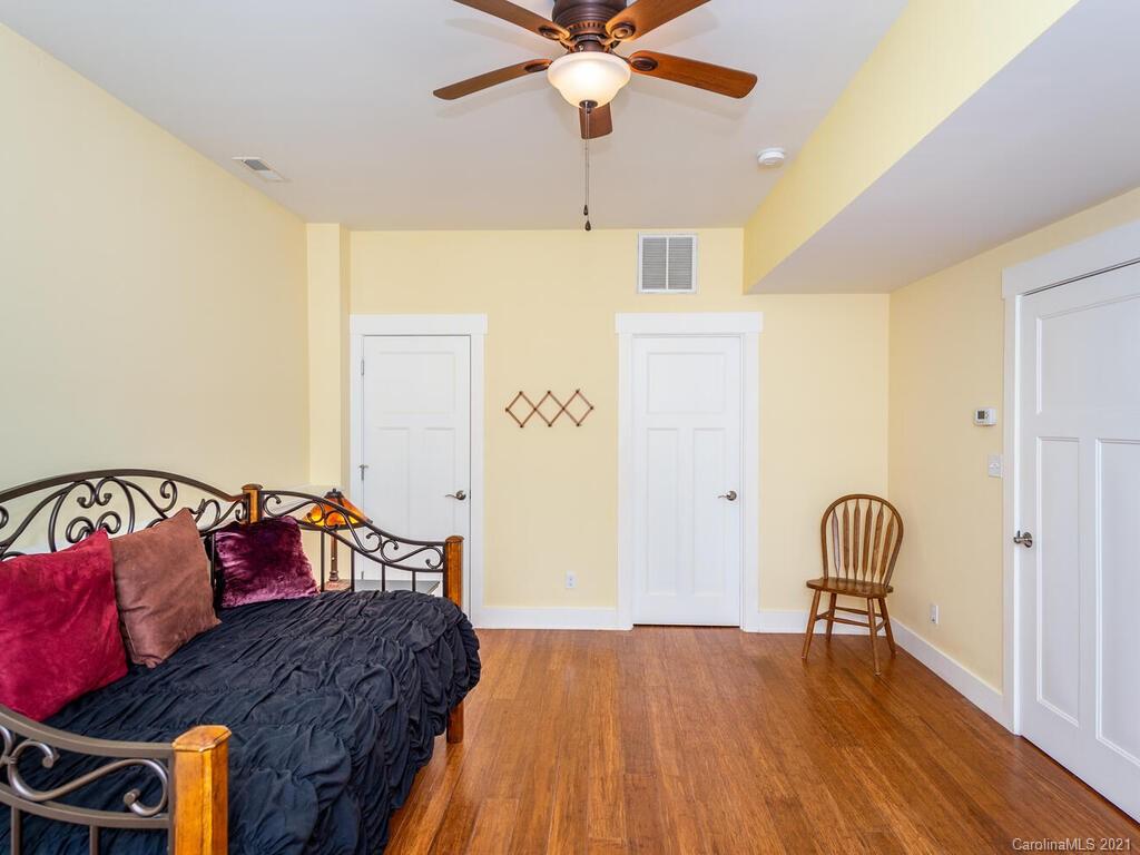4 Carvers Creek Drive Asheville NC 28806