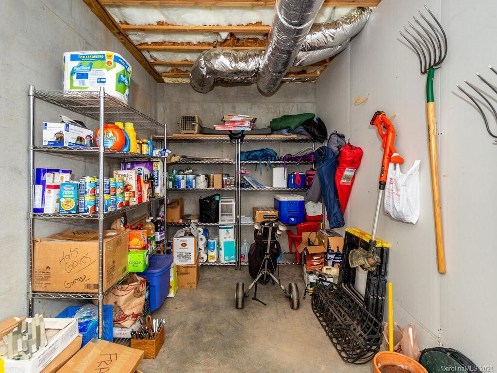 4 Carvers Creek Drive Asheville NC 28806