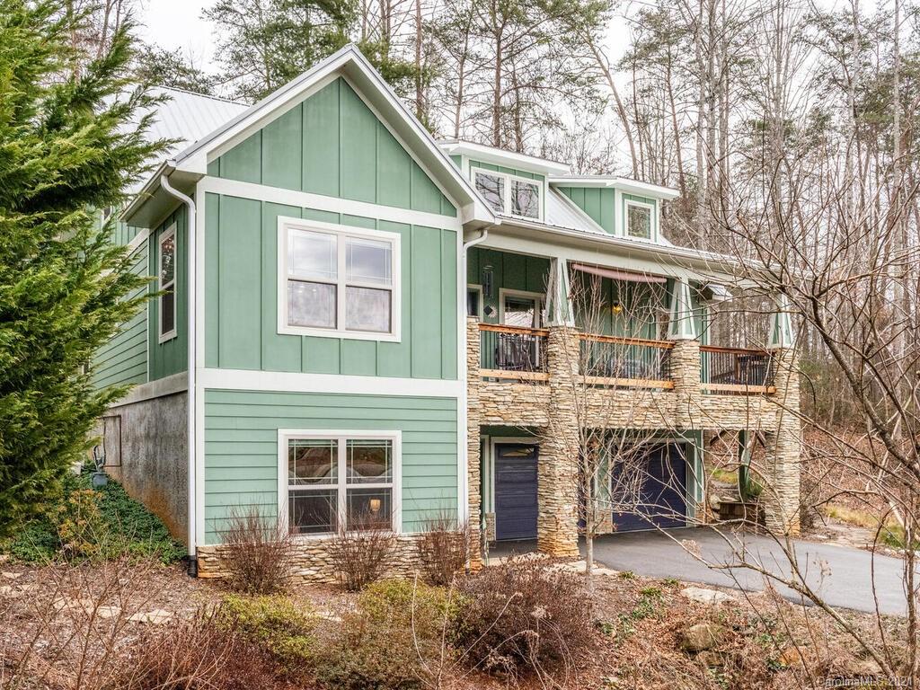 4 Carvers Creek Drive Asheville NC 28806