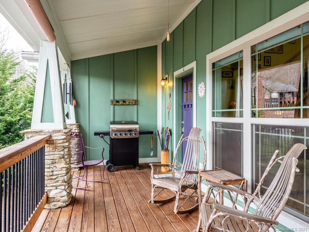 4 Carvers Creek Drive Asheville NC 28806