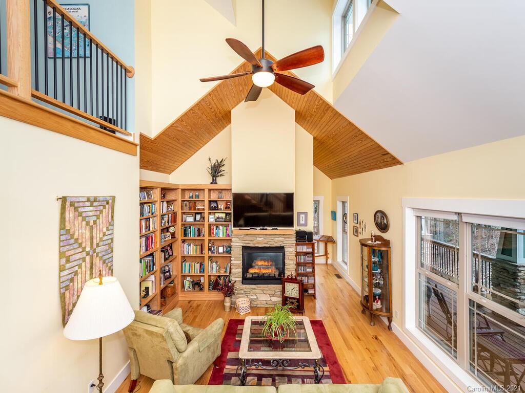 4 Carvers Creek Drive Asheville NC 28806