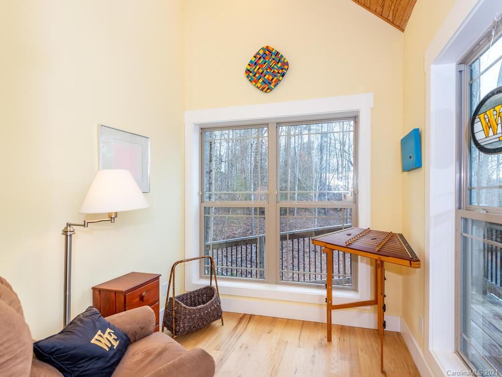 4 Carvers Creek Drive Asheville NC 28806