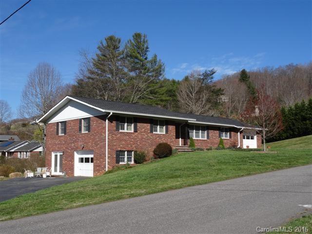113 Laurel Street Burnsville NC 28714