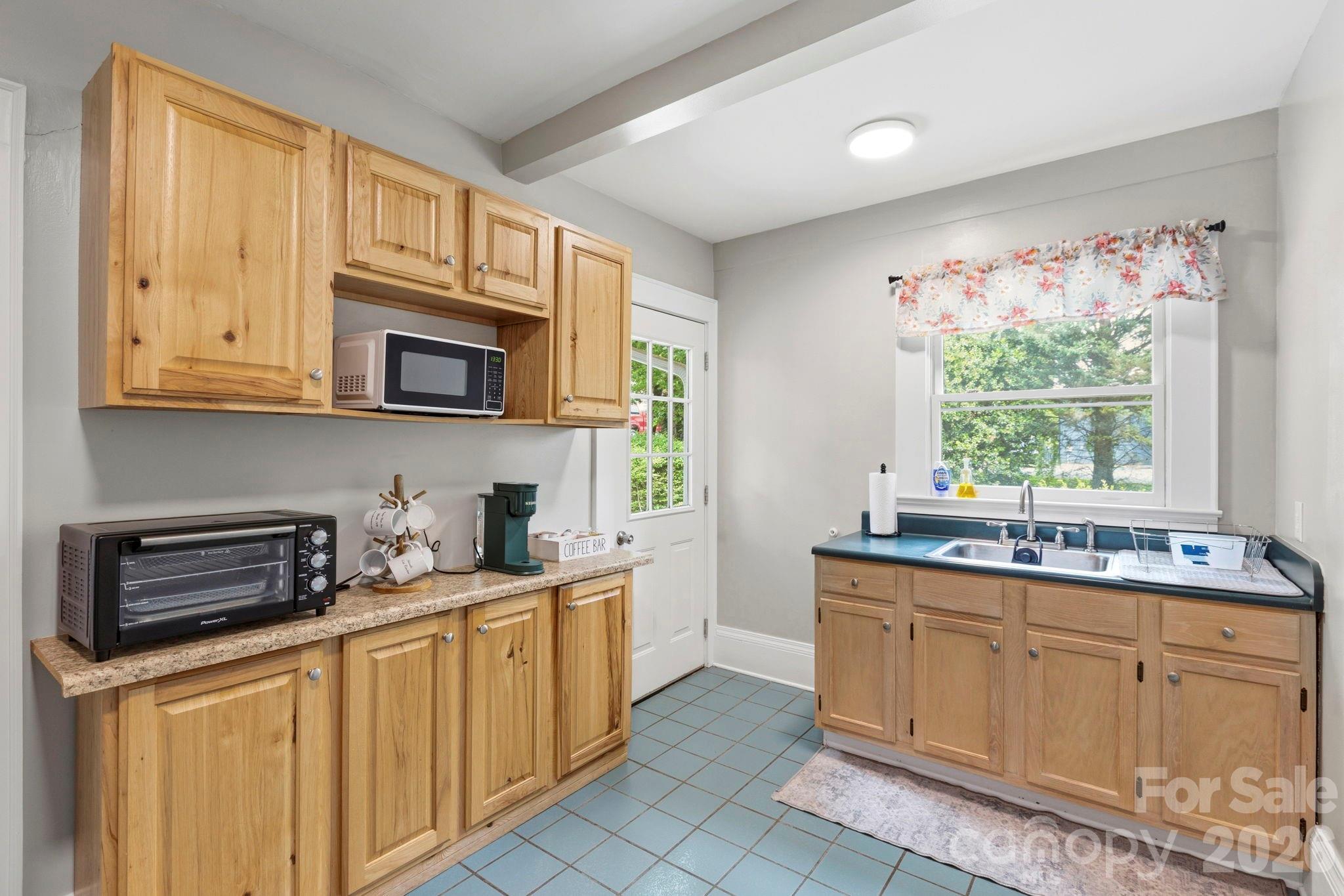 662 Biltmore Avenue Asheville NC 28803