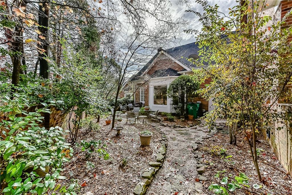 5902 Sharon Hills Road Charlotte NC 28210