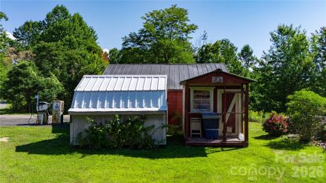 580 Russ Norris Heaton Road Elk Park NC 28622