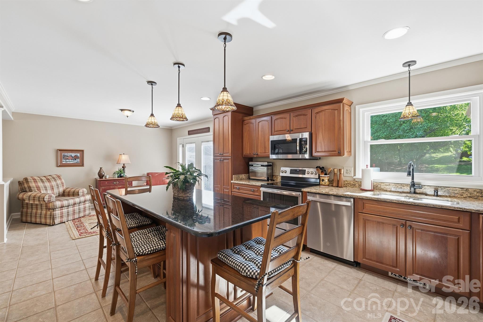 3740 6th Street NE Hickory NC 28601