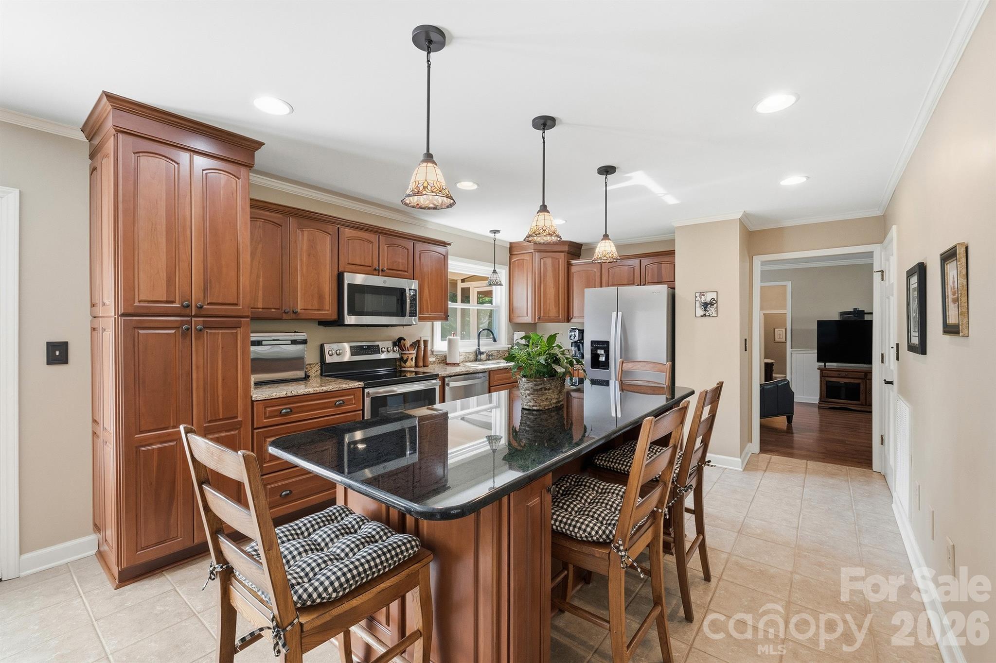 3740 6th Street NE Hickory NC 28601