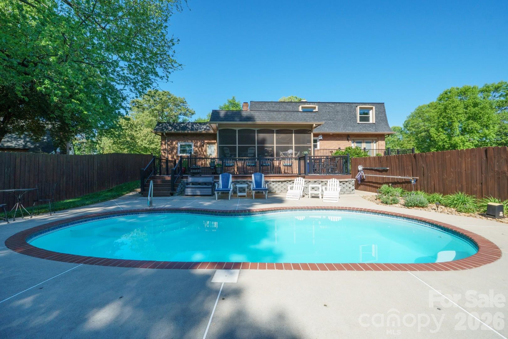 3740 6th Street NE Hickory NC 28601