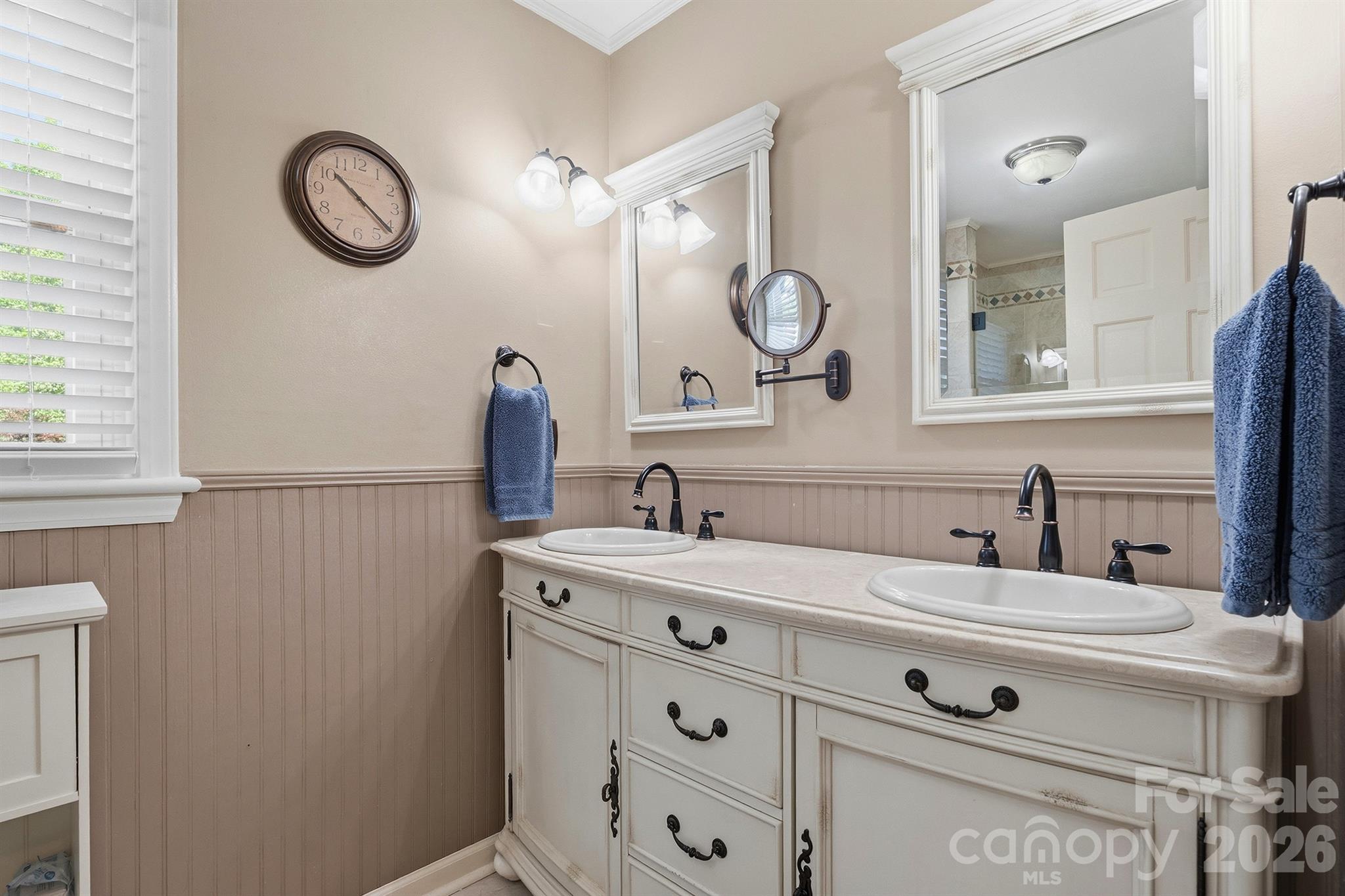 3740 6th Street NE Hickory NC 28601