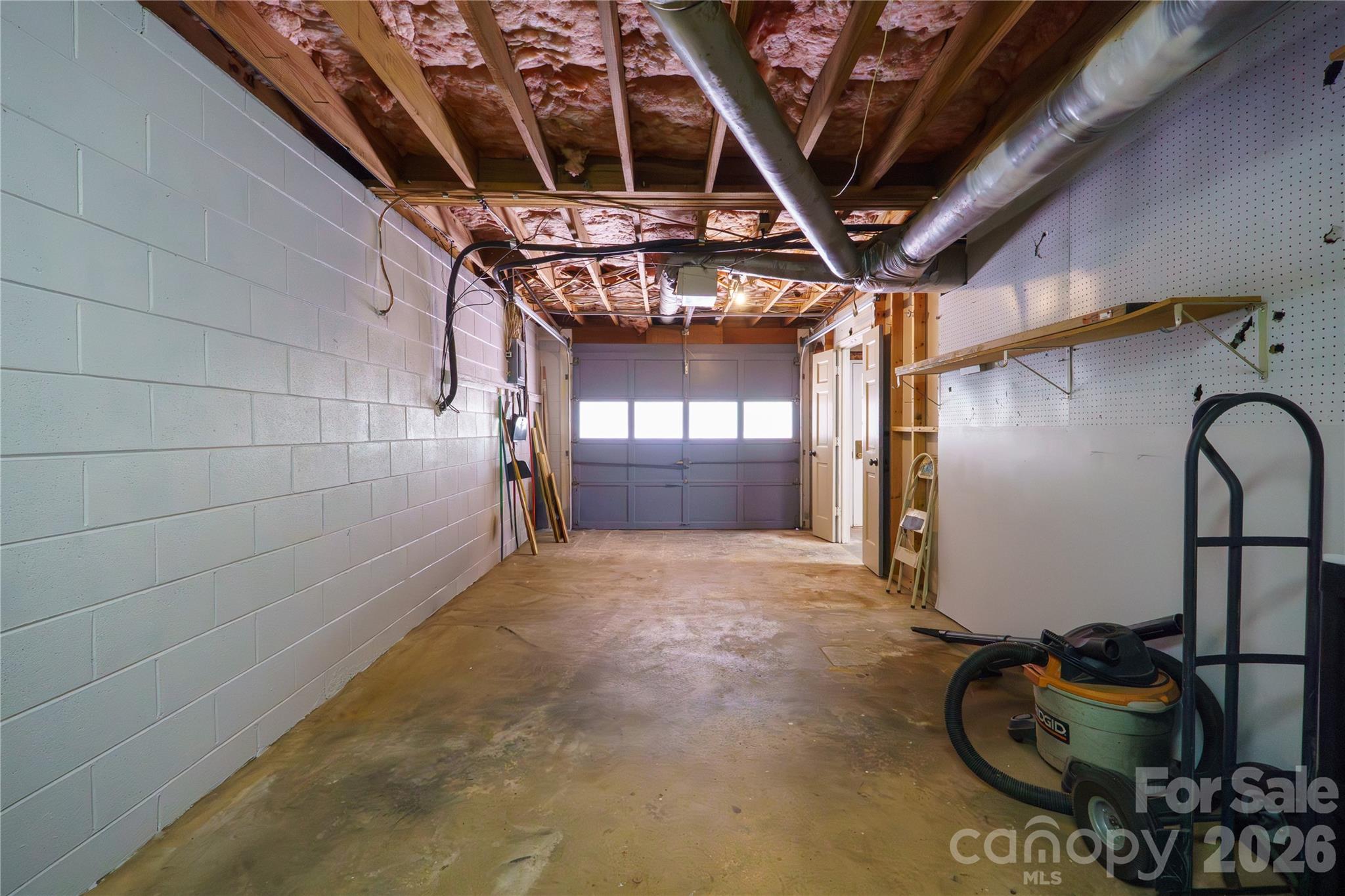 3740 6th Street NE Hickory NC 28601