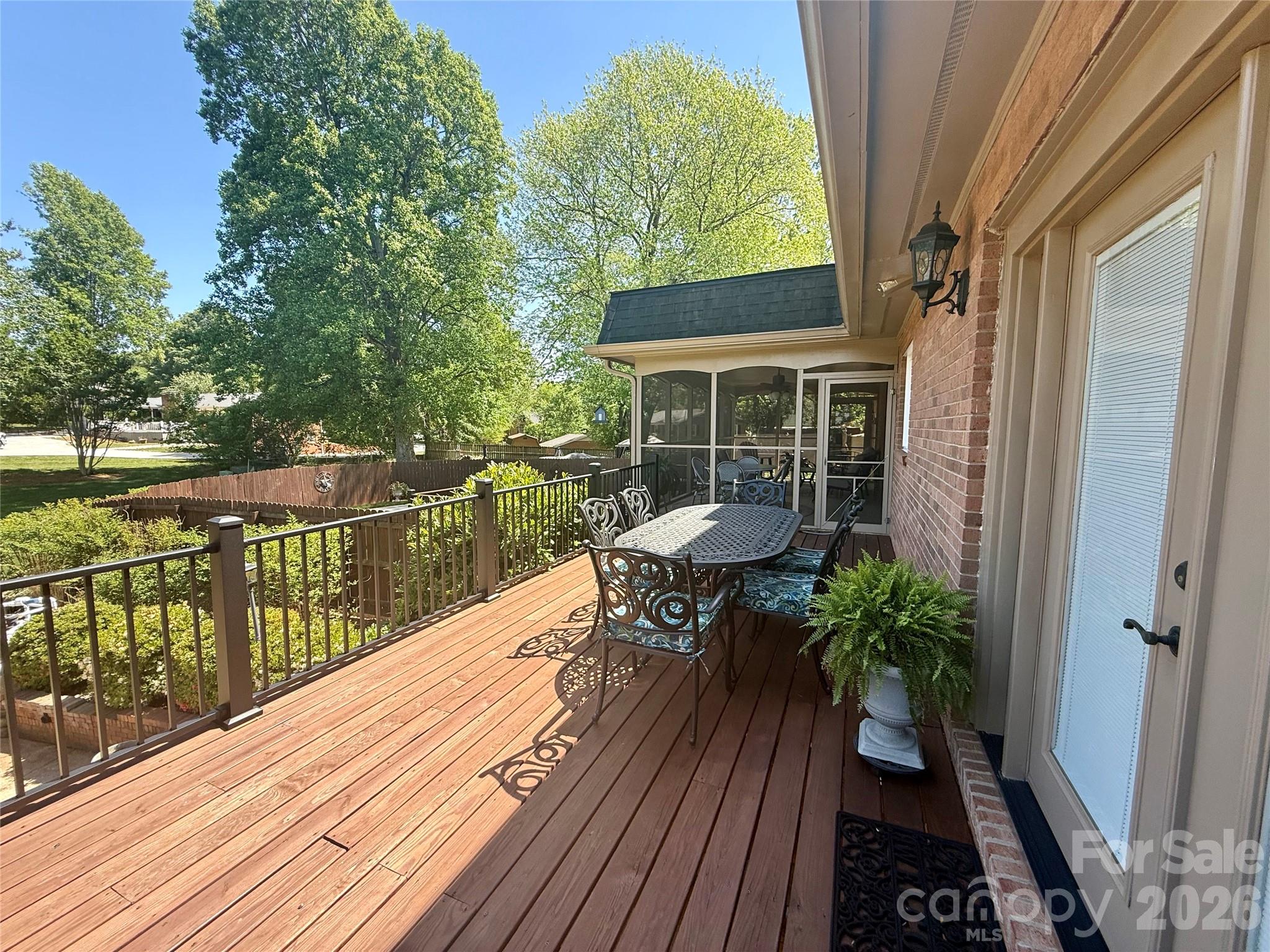 3740 6th Street NE Hickory NC 28601