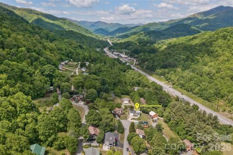 206 Linsonwood Road Waynesville NC 28786