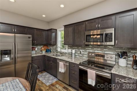 206 Linsonwood Road Waynesville NC 28786