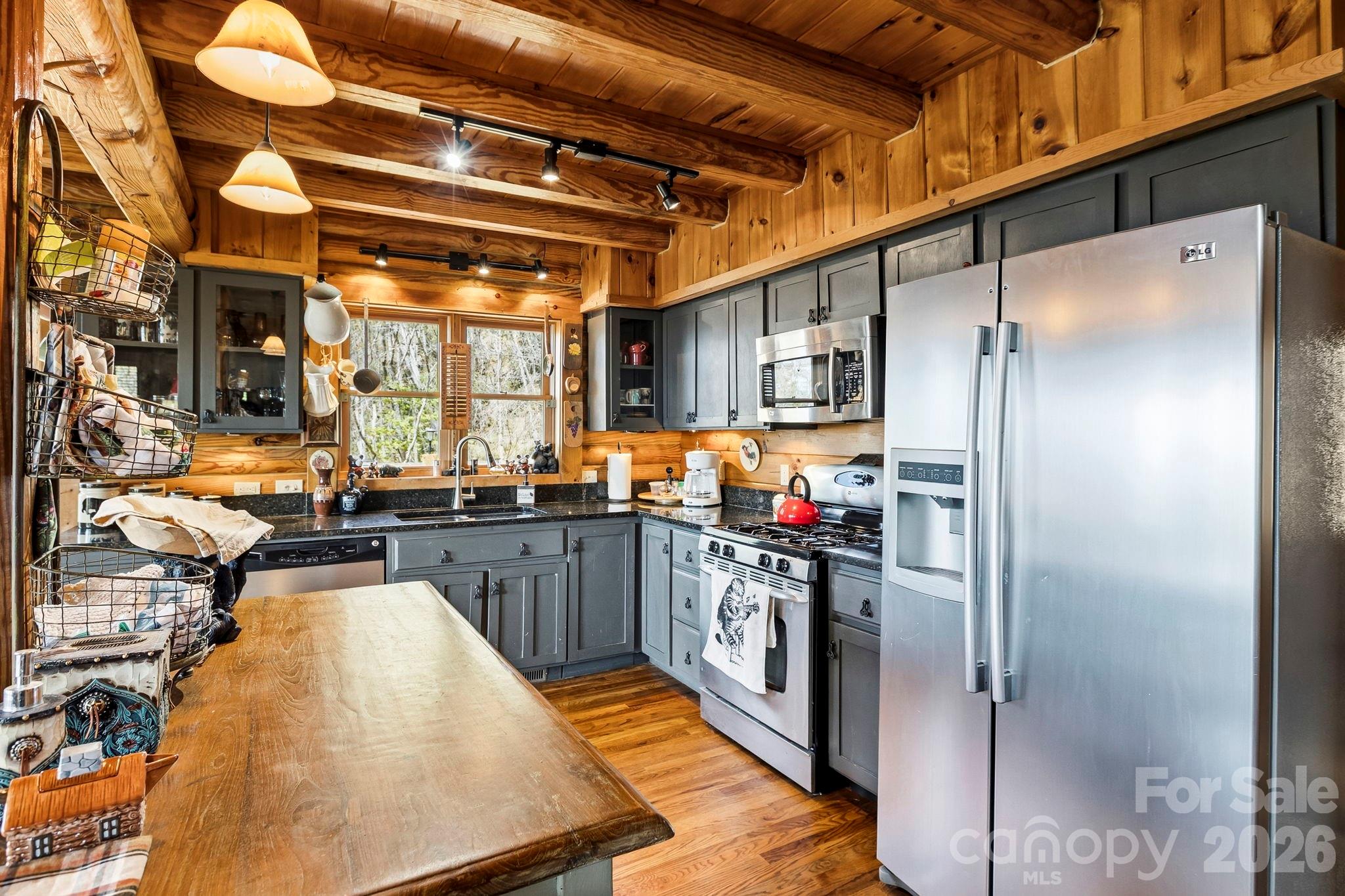 195 Justin Ridge Clyde NC 28721