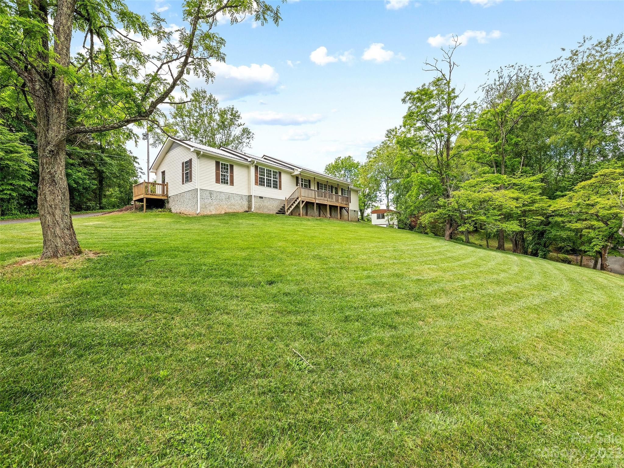 283 Circle Drive Canton NC 28716
