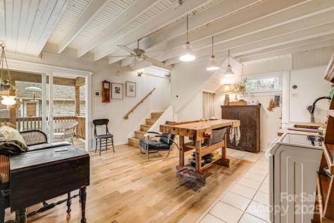 19 Castle Street Asheville NC 28803