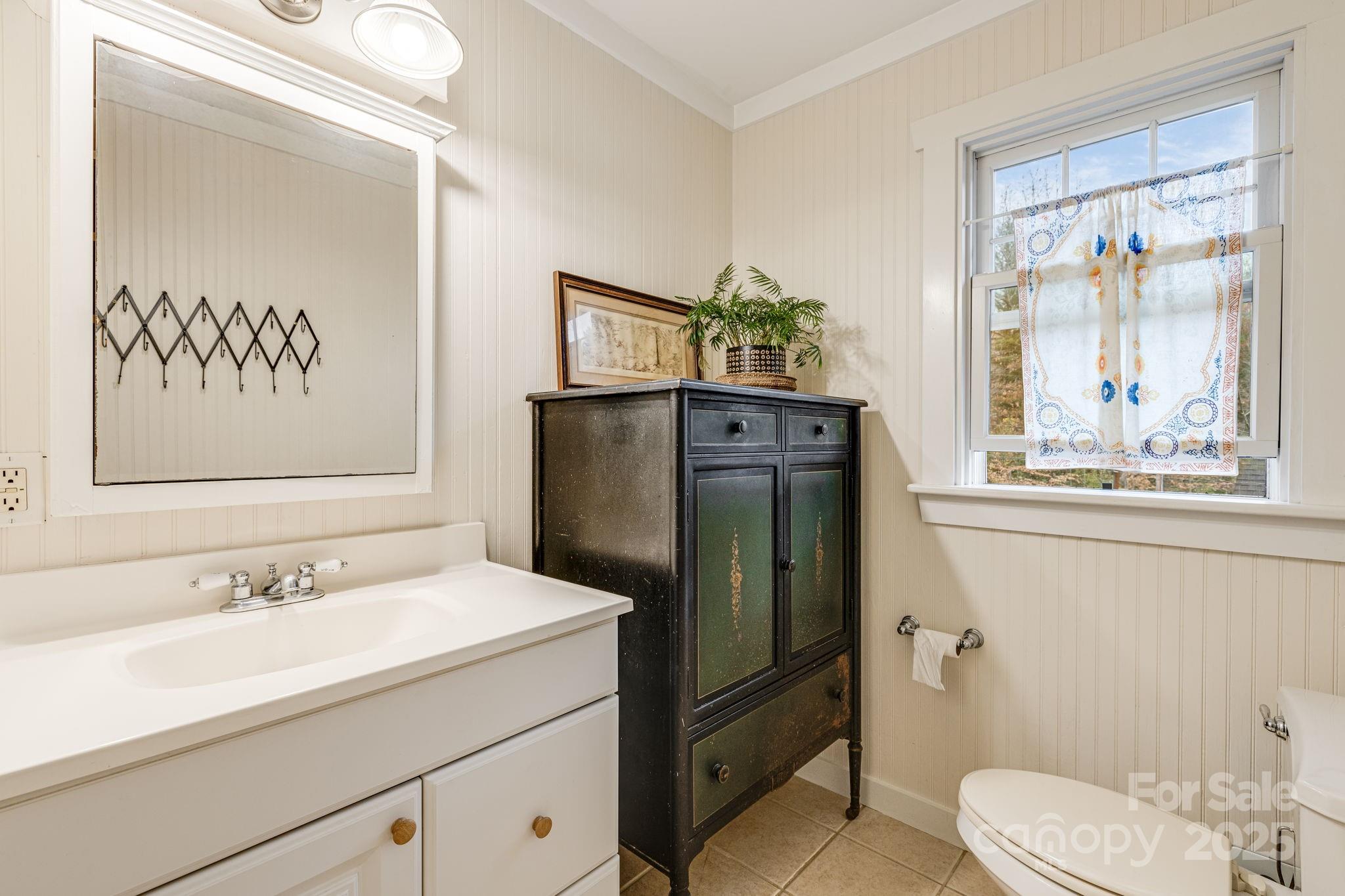 19 Castle Street Asheville NC 28803