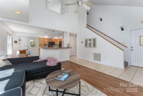 19 Castle Street Asheville NC 28803