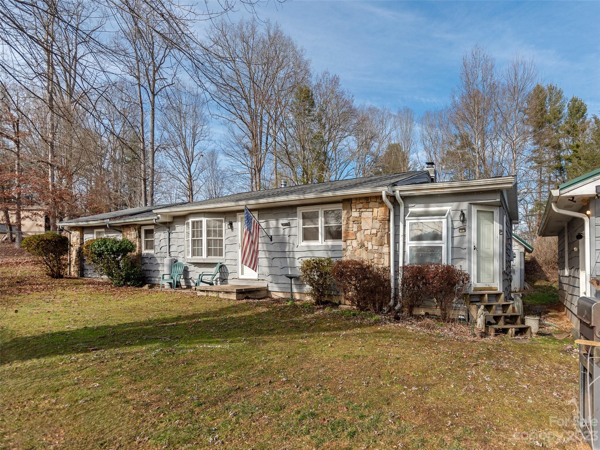 10 Cozy Acres Lane Mills River NC 28759
