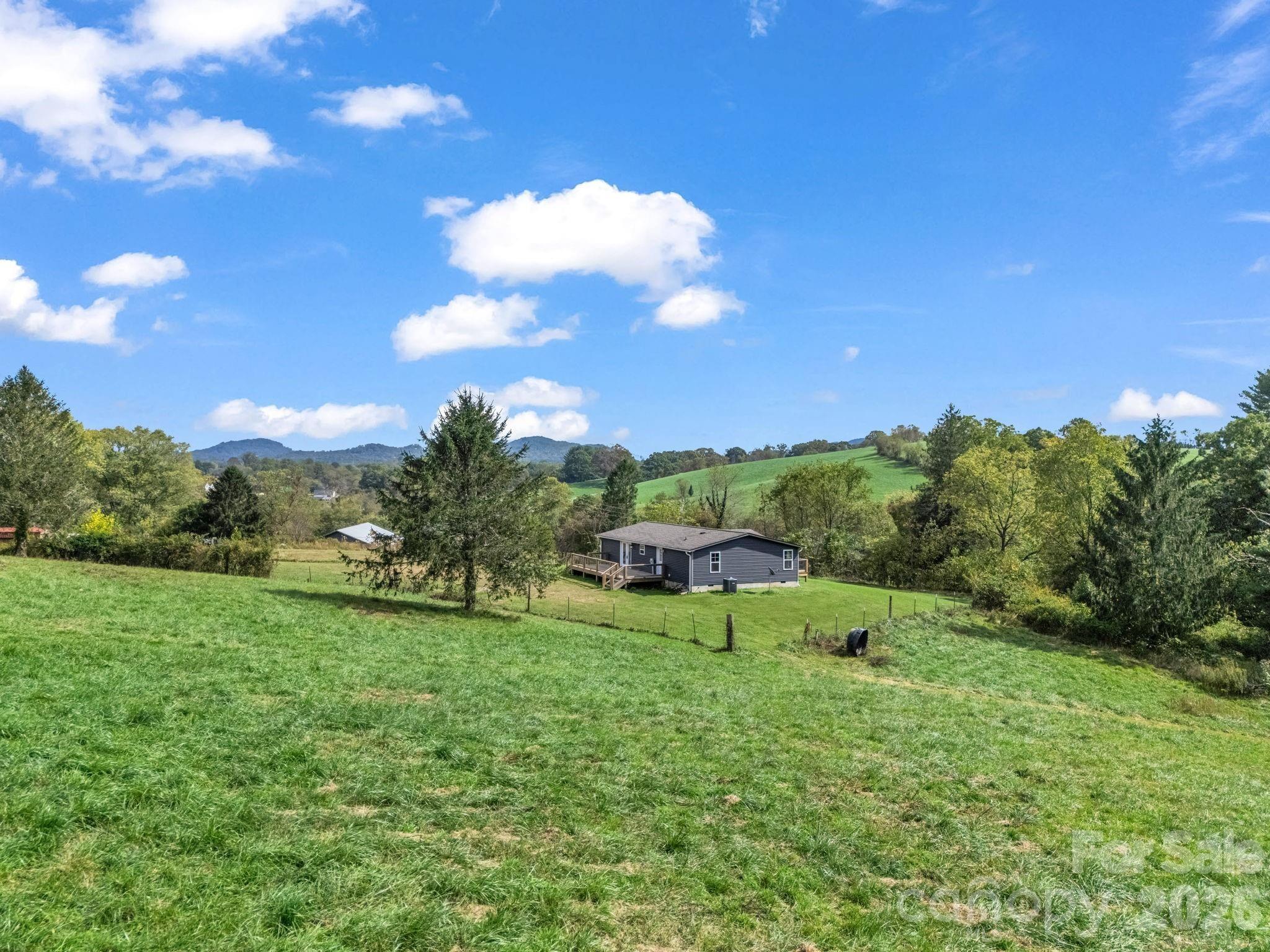 128 Cook Lane Mills River NC 28759