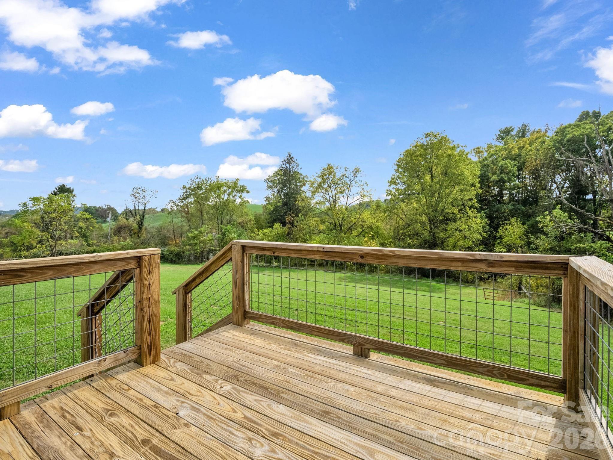 128 Cook Lane Mills River NC 28759