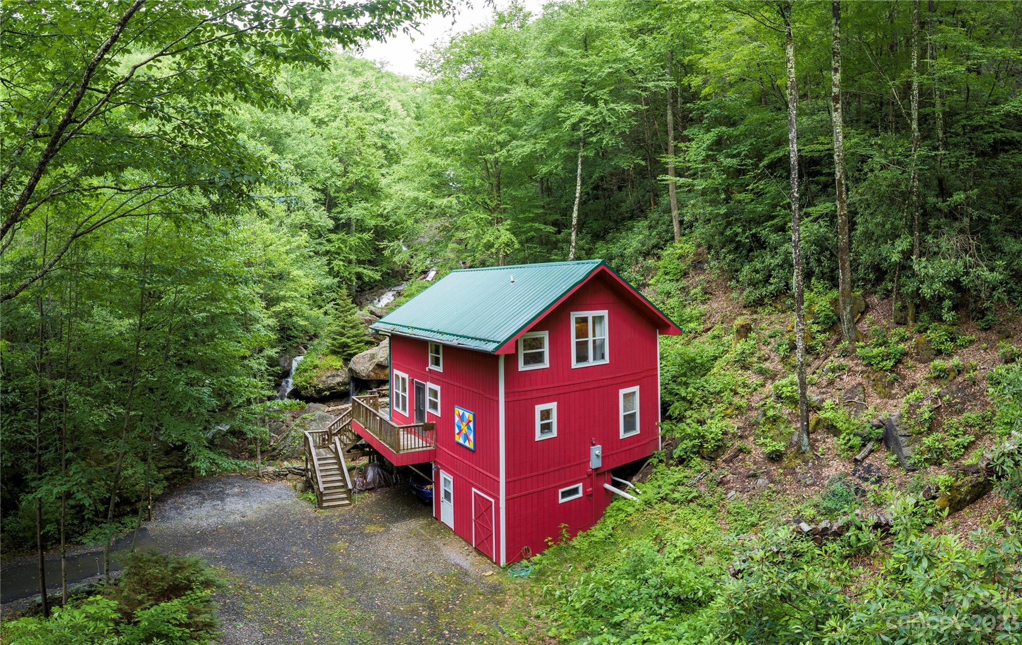 1051 N Fork Road Burnsville NC 28714