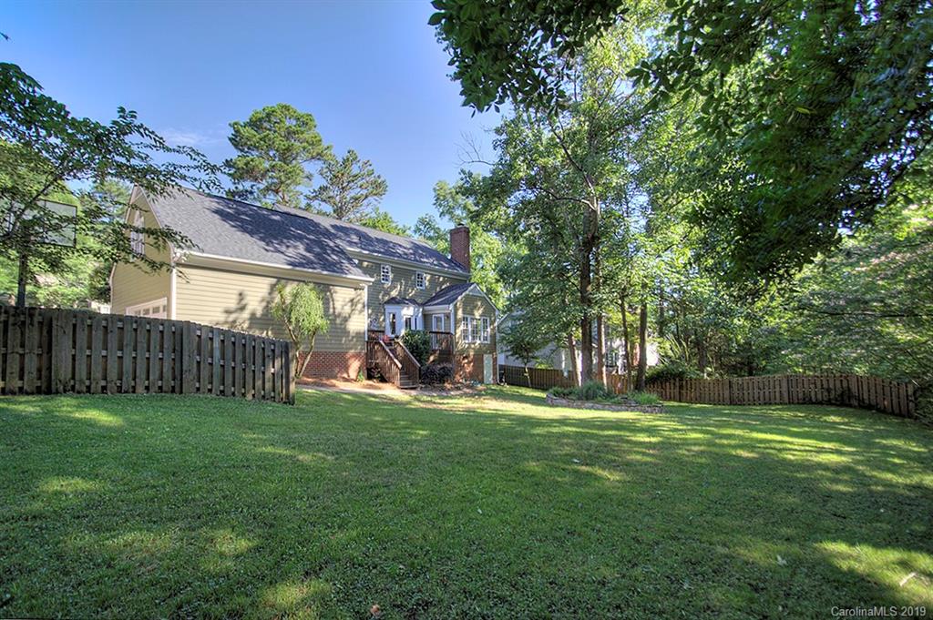 2718 Oxborough Drive Matthews NC 28105