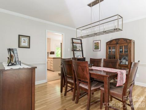 5017 Lindstrom Drive Charlotte NC 28226