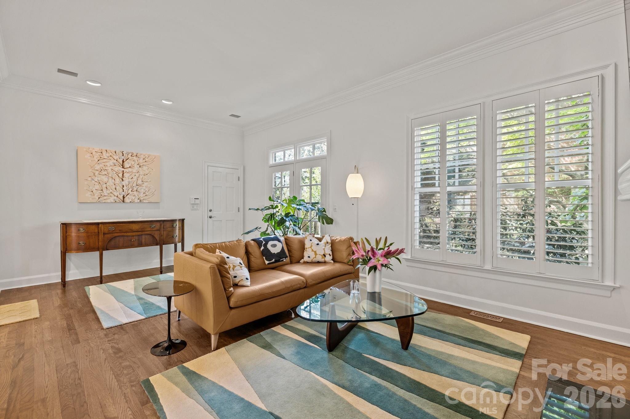 1208 Dilworth Crescent Row Charlotte NC 28203