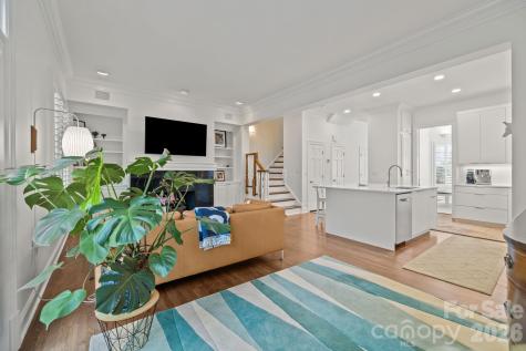 1208 Dilworth Crescent Row Charlotte NC 28203