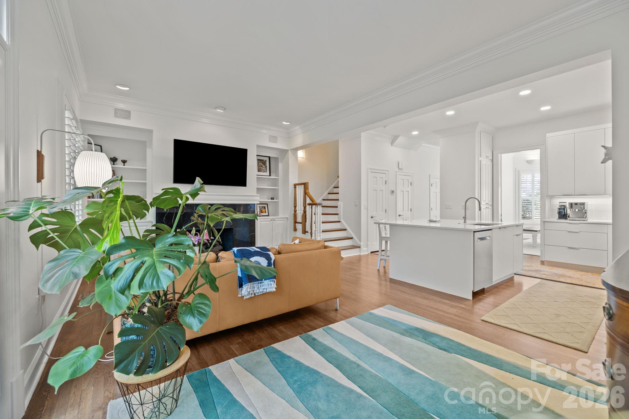 1208 Dilworth Crescent Row Charlotte NC 28203