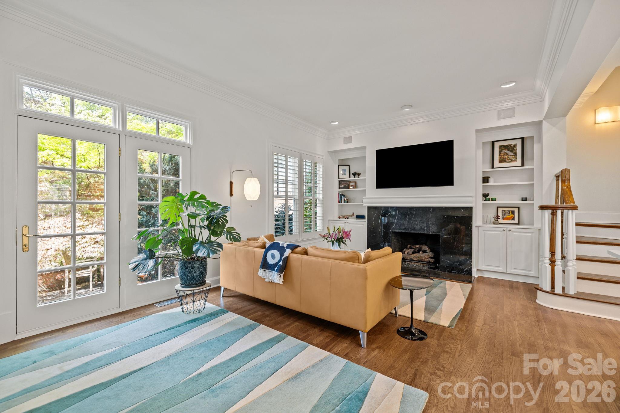 1208 Dilworth Crescent Row Charlotte NC 28203