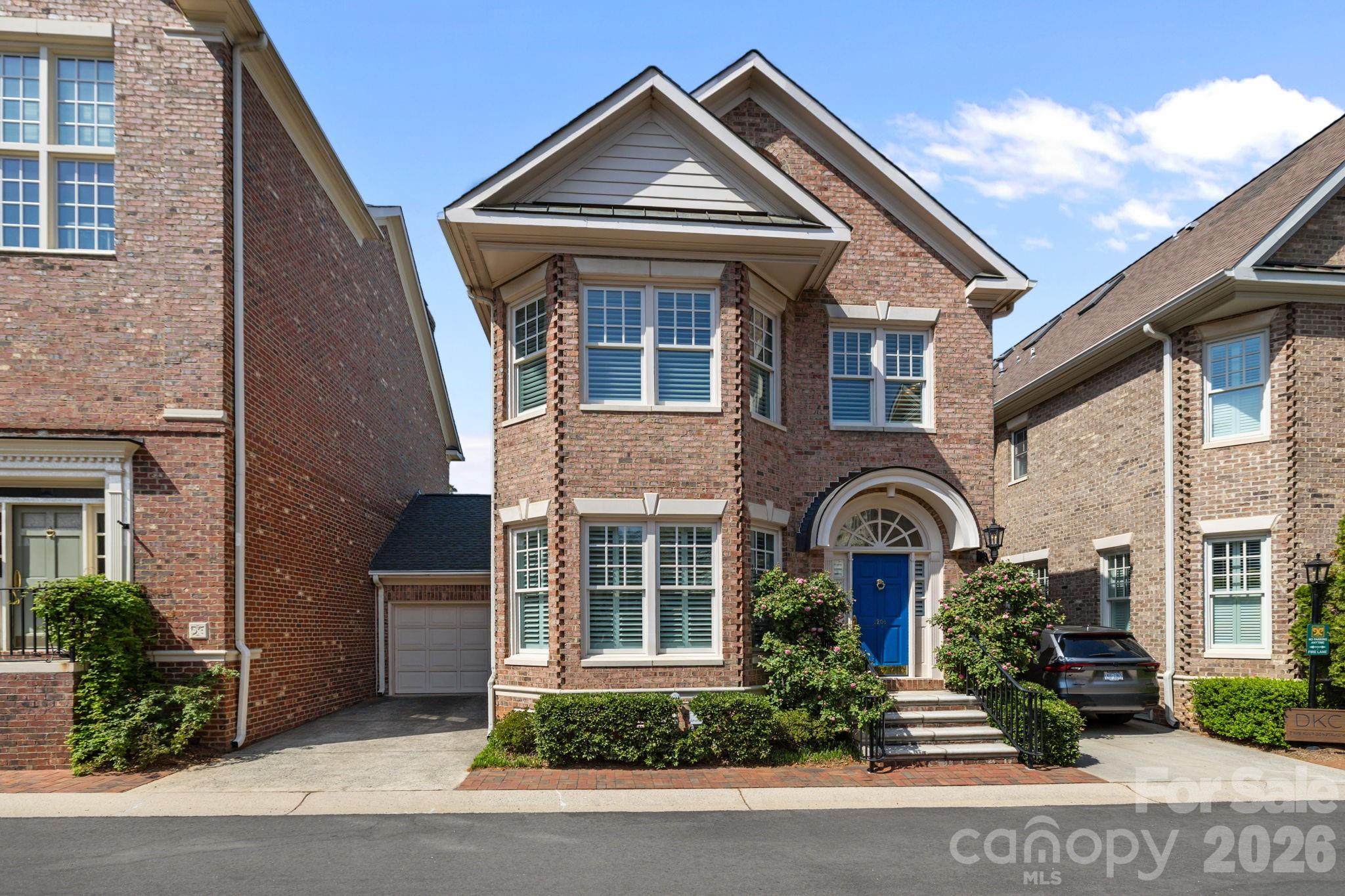 1208 Dilworth Crescent Row Charlotte NC 28203
