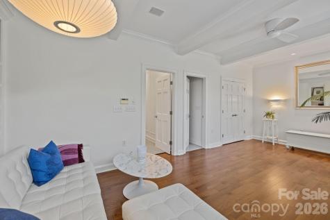 1208 Dilworth Crescent Row Charlotte NC 28203