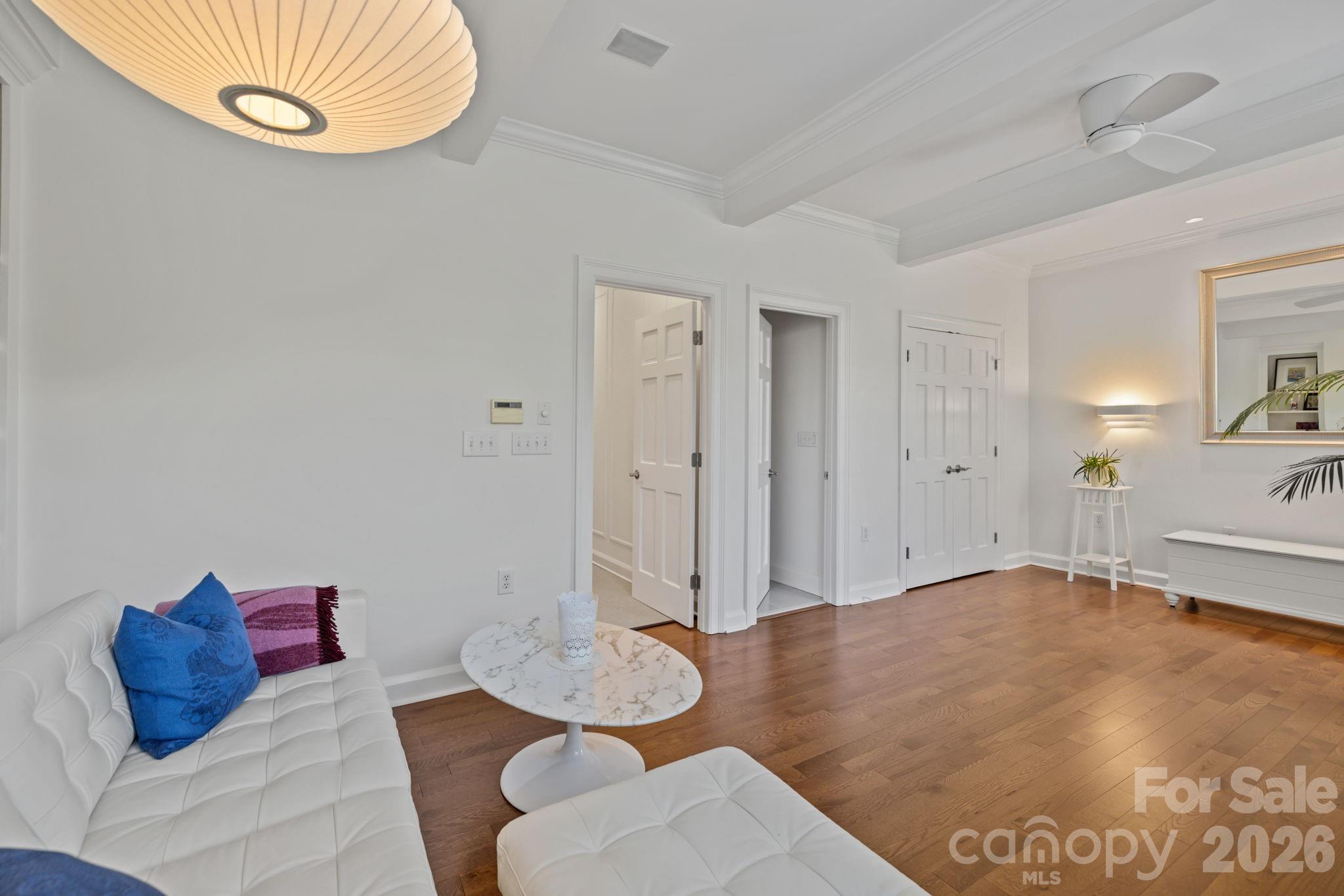 1208 Dilworth Crescent Row Charlotte NC 28203