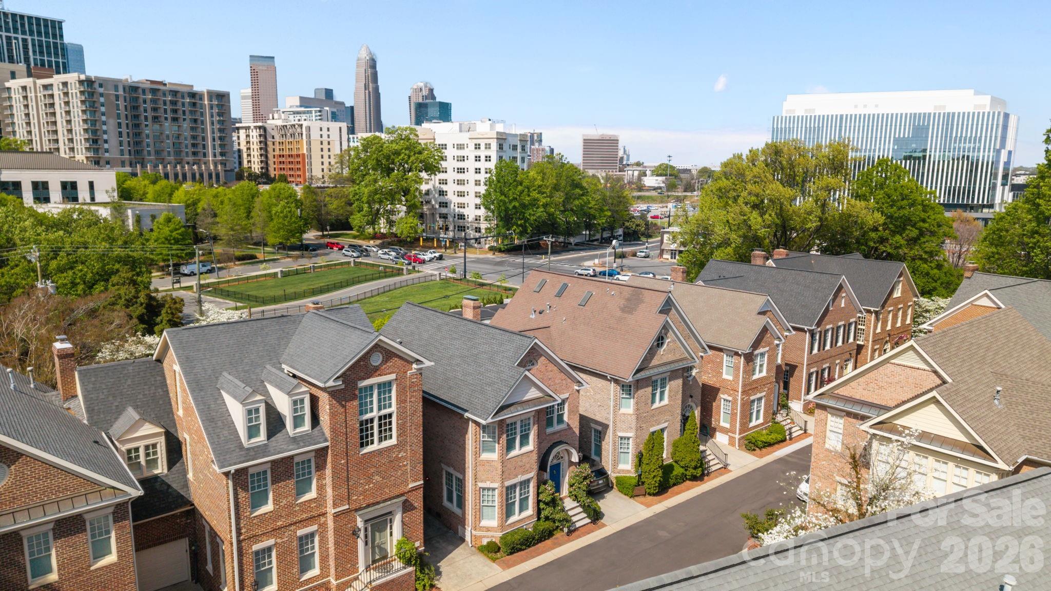 1208 Dilworth Crescent Row Charlotte NC 28203