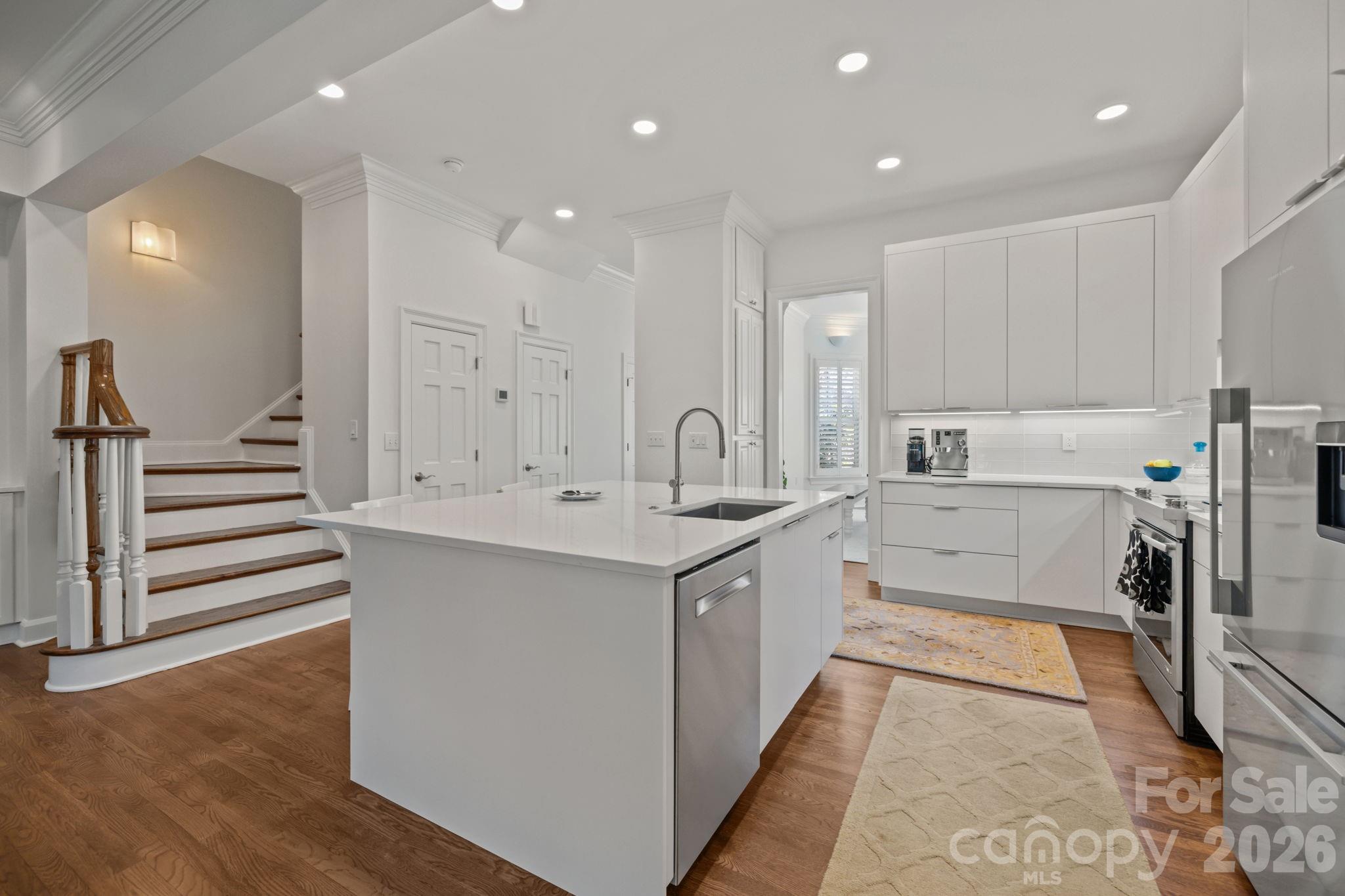 1208 Dilworth Crescent Row Charlotte NC 28203