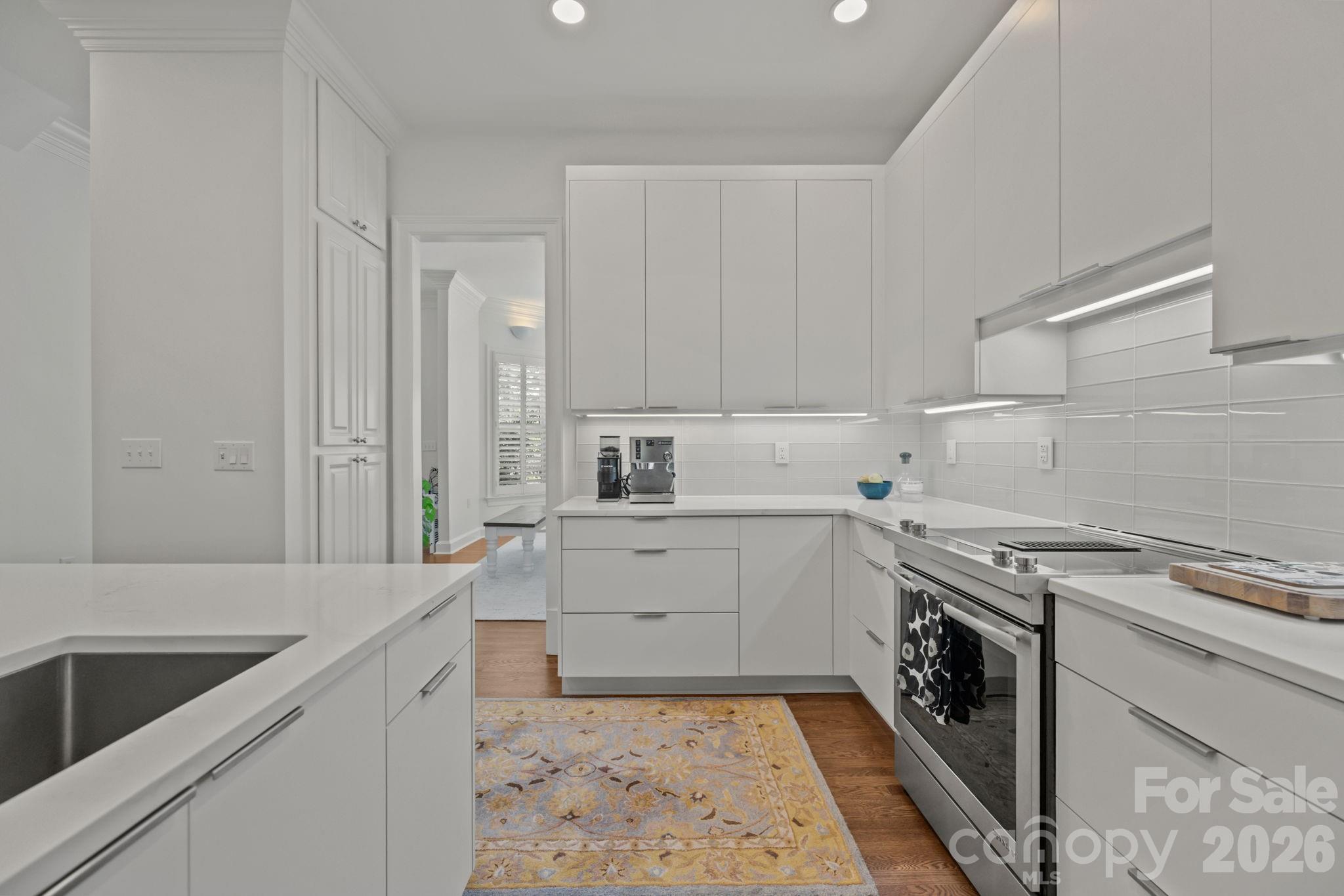 1208 Dilworth Crescent Row Charlotte NC 28203